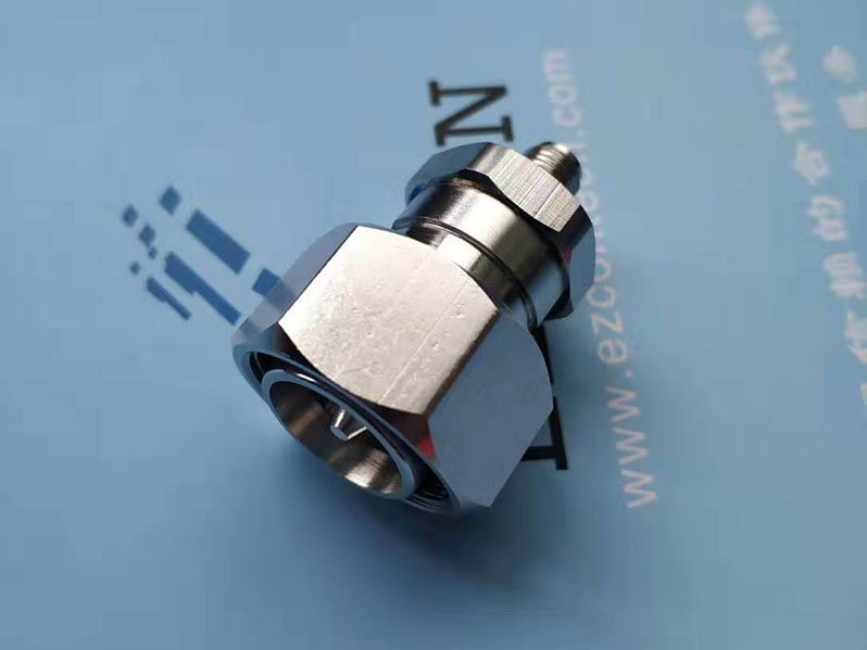 Mini DIN 4.3-10 Male to SMA Female RF Coaxial Adaptor