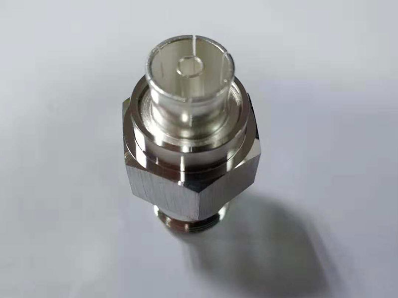 4.310r Minidin Female to N Female RF Coaxial Connector